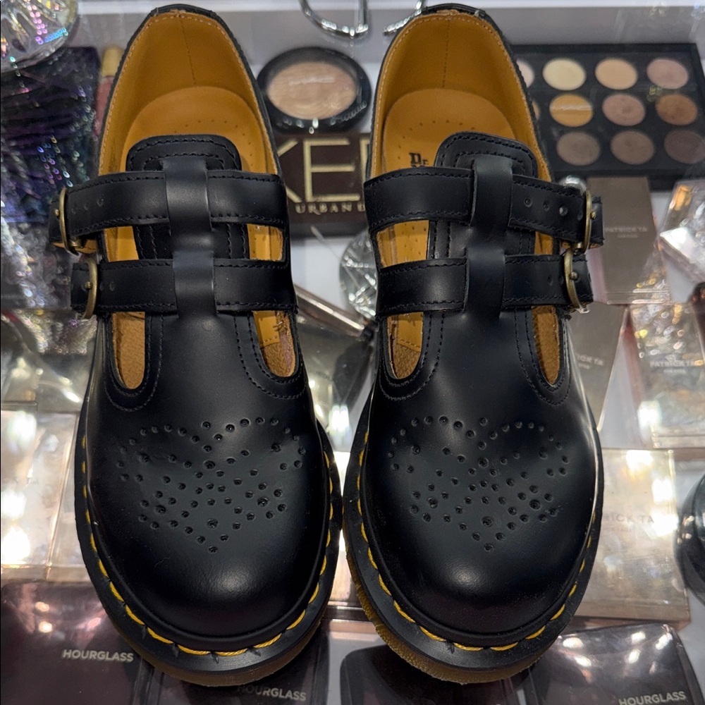 Dr. Martens Mary Jane’s
